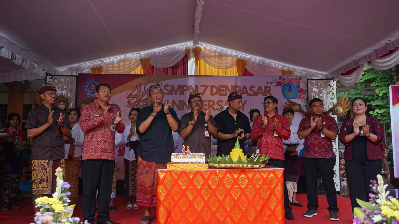 PUNCAK ACARA HUT KE 44 SCHOOVEN