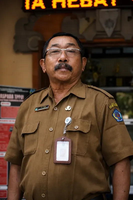I Wayan Sugianta, S.Pd., M.M., M.Fis.